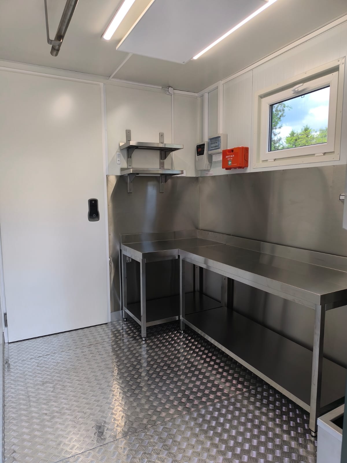 Mobile Wildkammer PF2 (4x2.4)